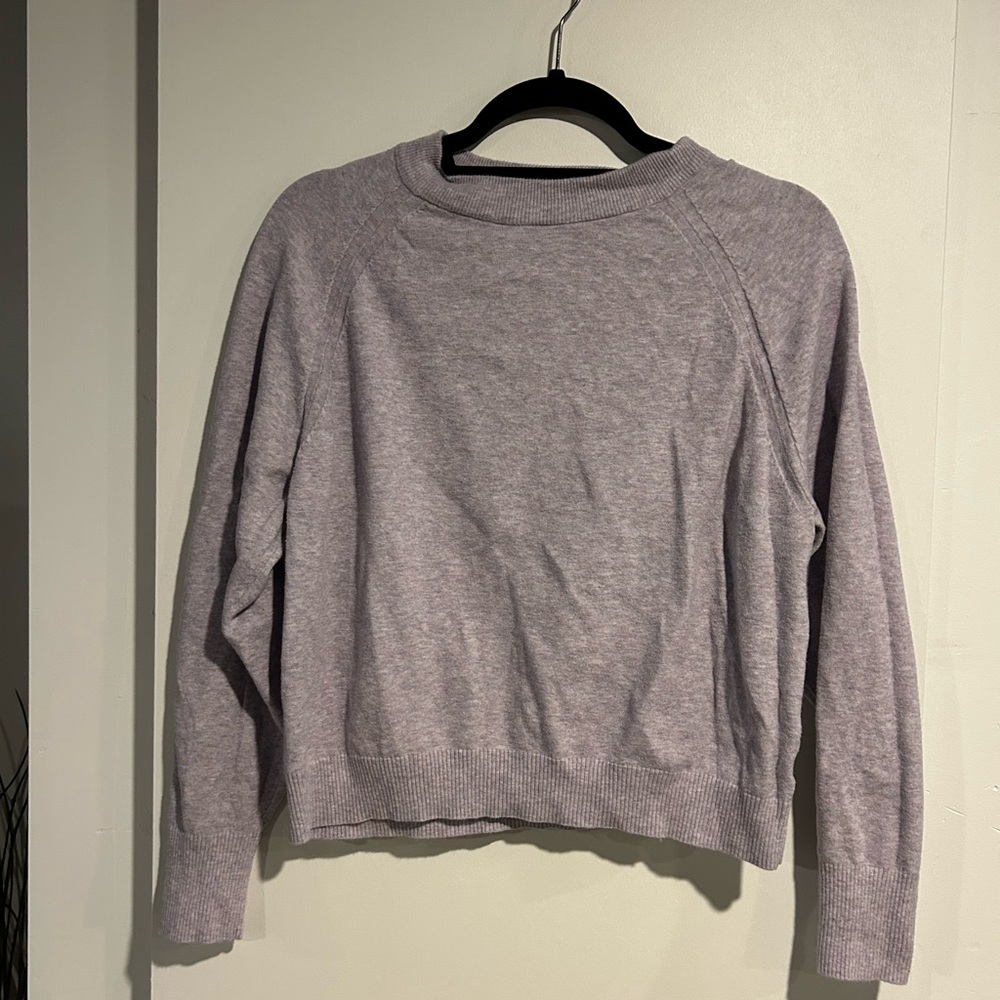 Light Purple Women’s Long Sleeve Sweater